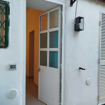 Casa Di Nonno Leo شقة
